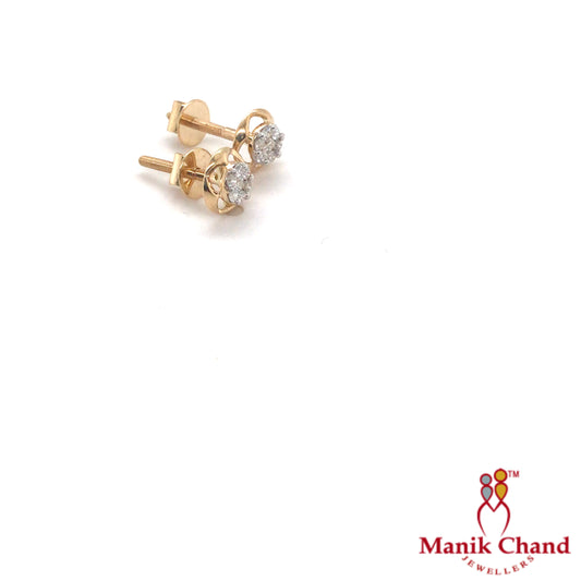 Elegant Yellow Gold Diamond Cluster Tops