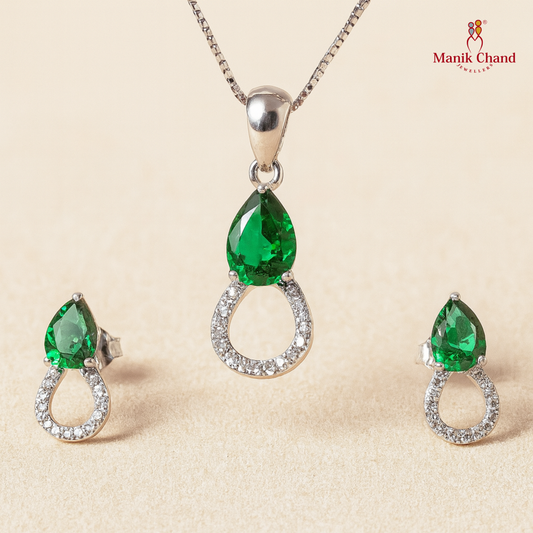 Emerand Drop Pendant set with chain | 925 Silver