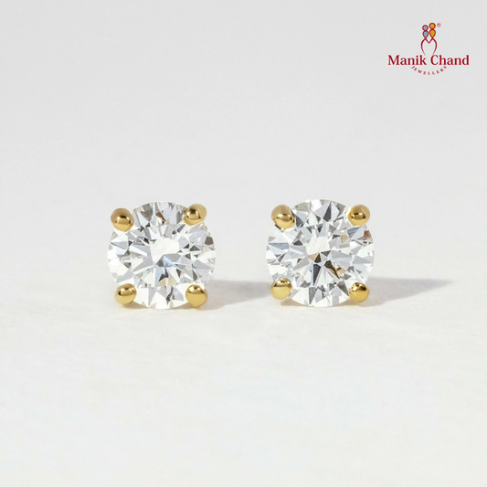 Timeless elegance Round Diamond Stud Earrings