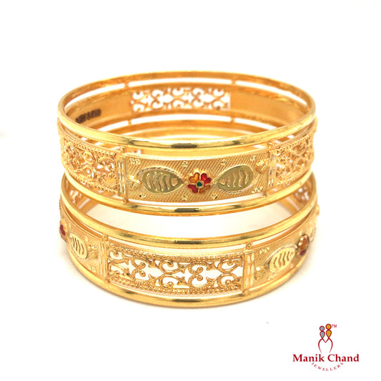 Gilded Glow GOLD BANGLE