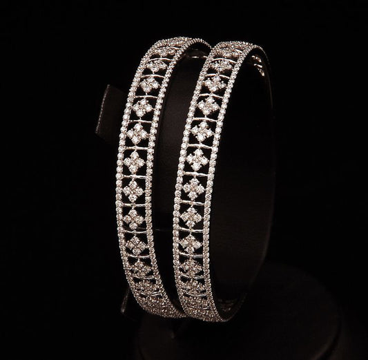 Luxe Luminance DIAMOND BANGLE