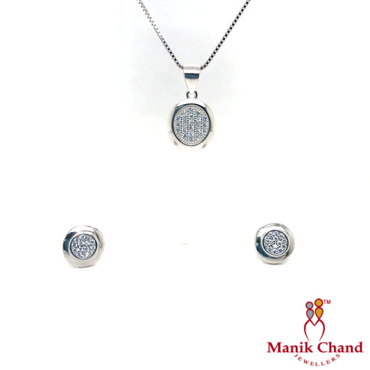 Round Stones Pendant set with chain | 925 Silver